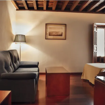 Отель Santa Isabel