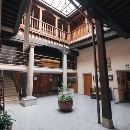 Santa Isabel Hotel
