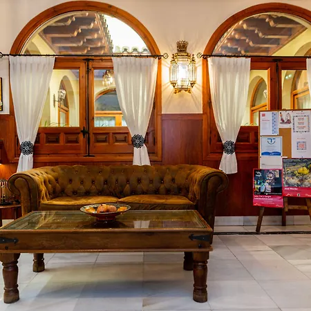 Hotel Santa Isabel 2*