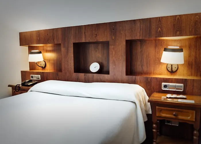 Santa Isabel Отель Толедо